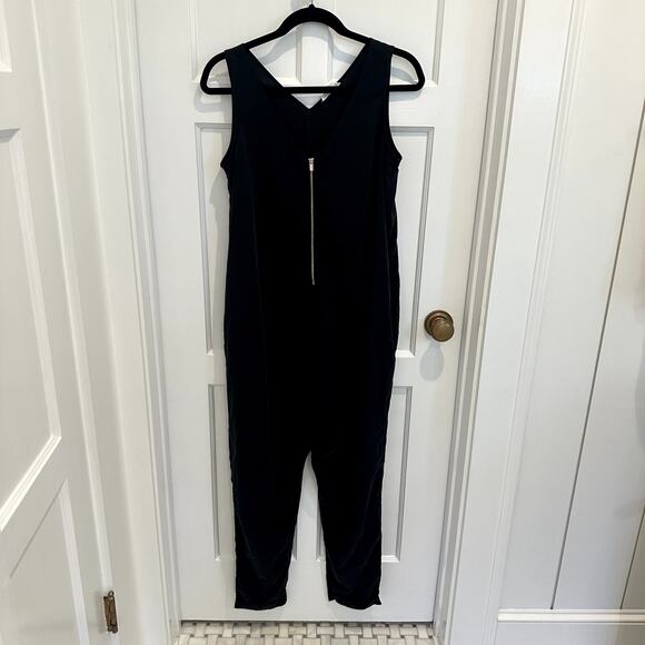 Size XS Ingrid + Isabel Zip Front Maternity Jumpsuit - Picture 1 of 6